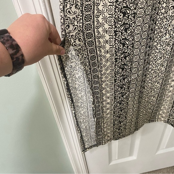 Torrid Maxi Dress - Picture 4 of 15